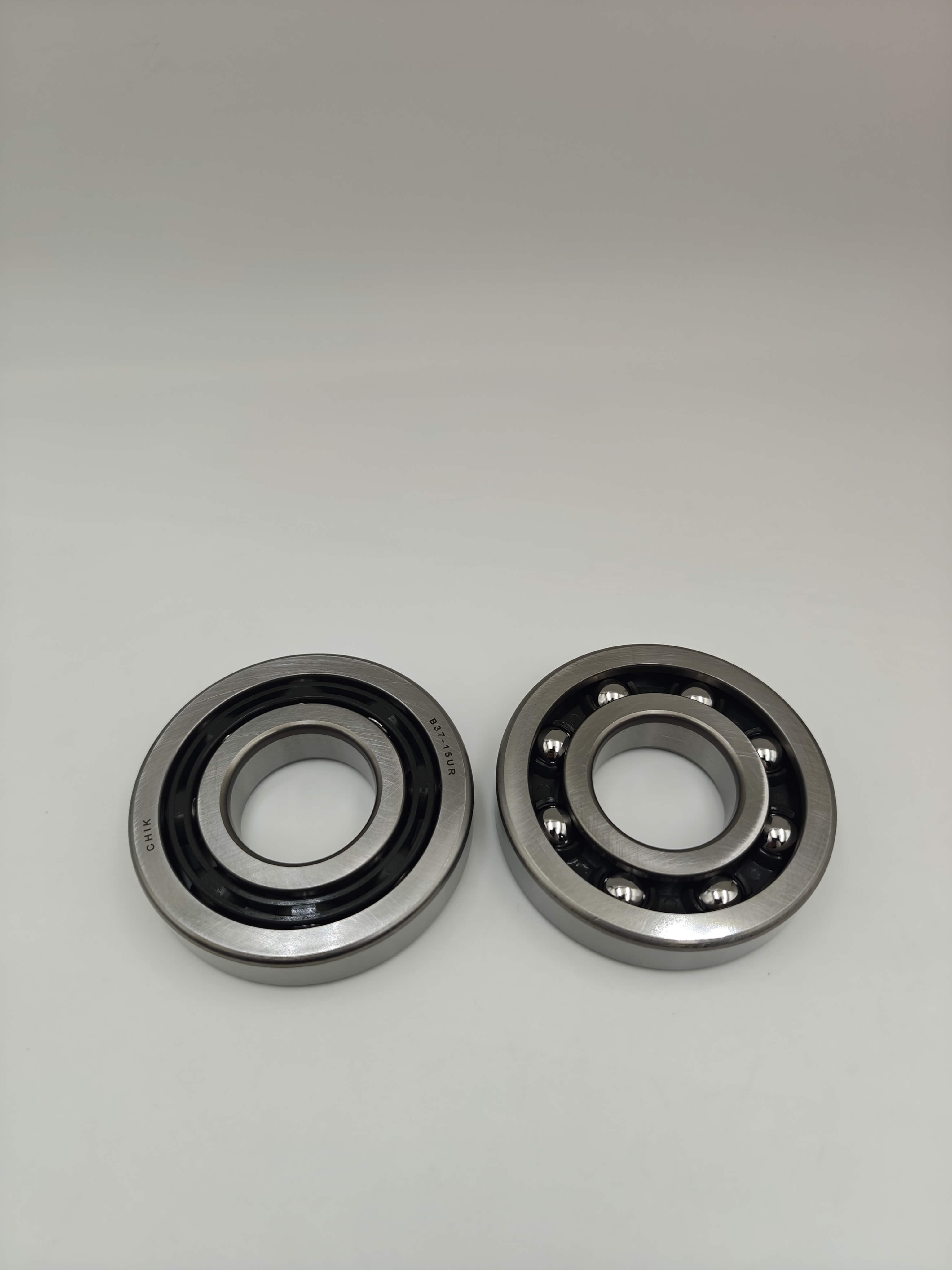 CHIK B37-15UR.jpg
